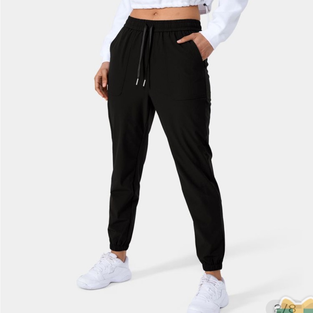 👏🏼NWT👏🏼 Halara High Waisted Drawstring Side Pocket Back Pocket Jogger, SMALL